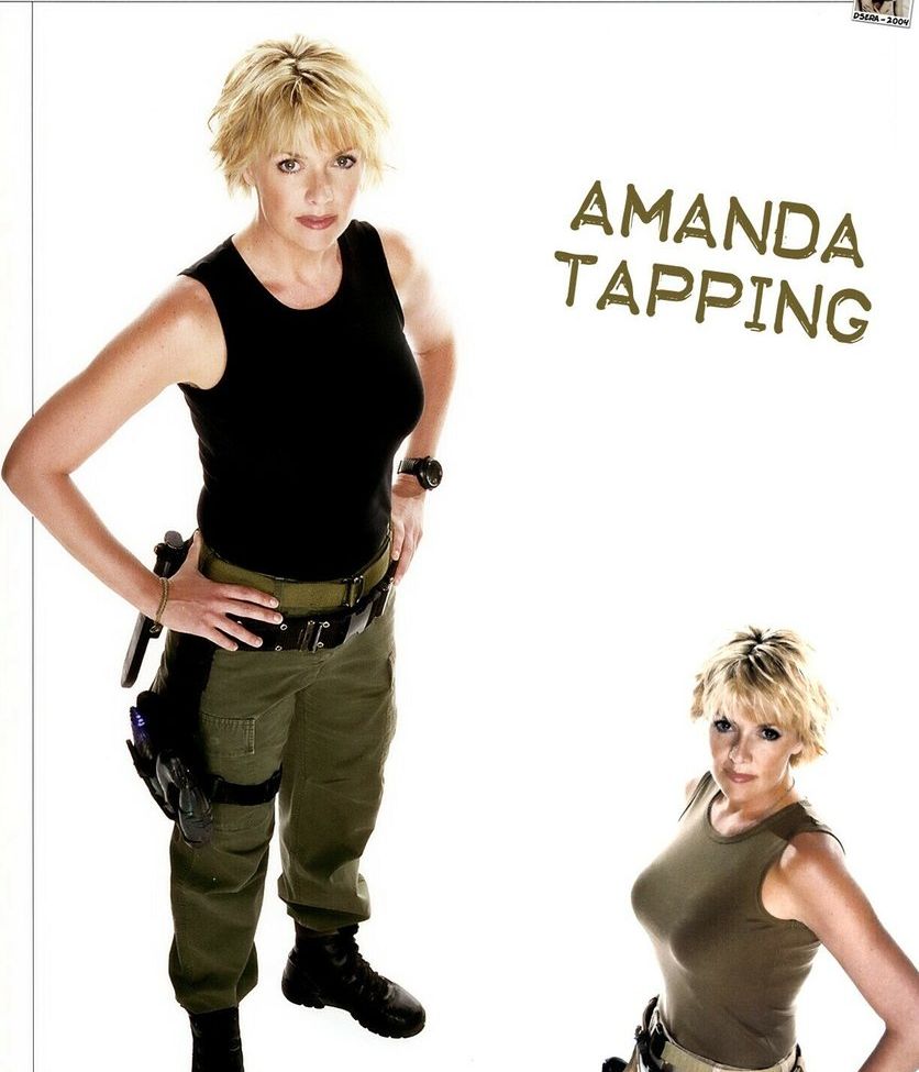 Amanda Tapping desnuda #109032474