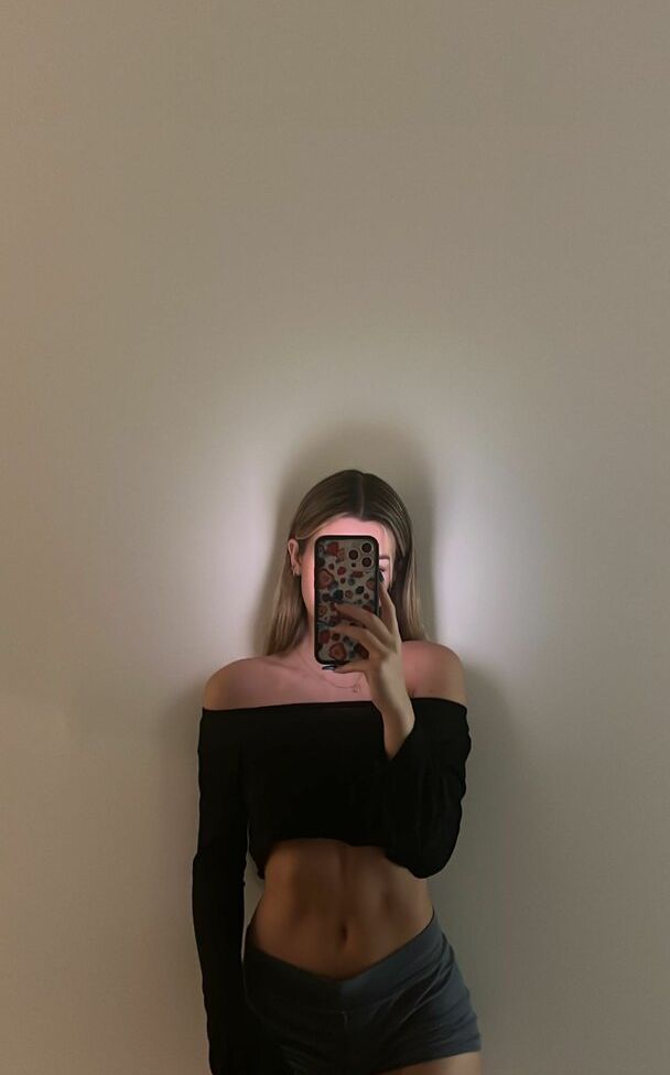 Sissy Sheridan desnuda #108514414