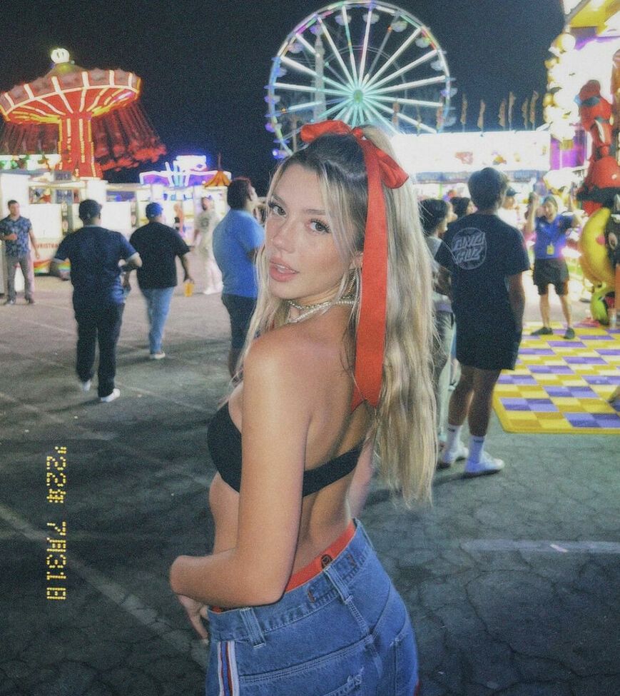 Sissy Sheridan desnuda #108514477