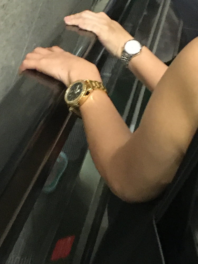 Help to identify this gold watch please #103243975
