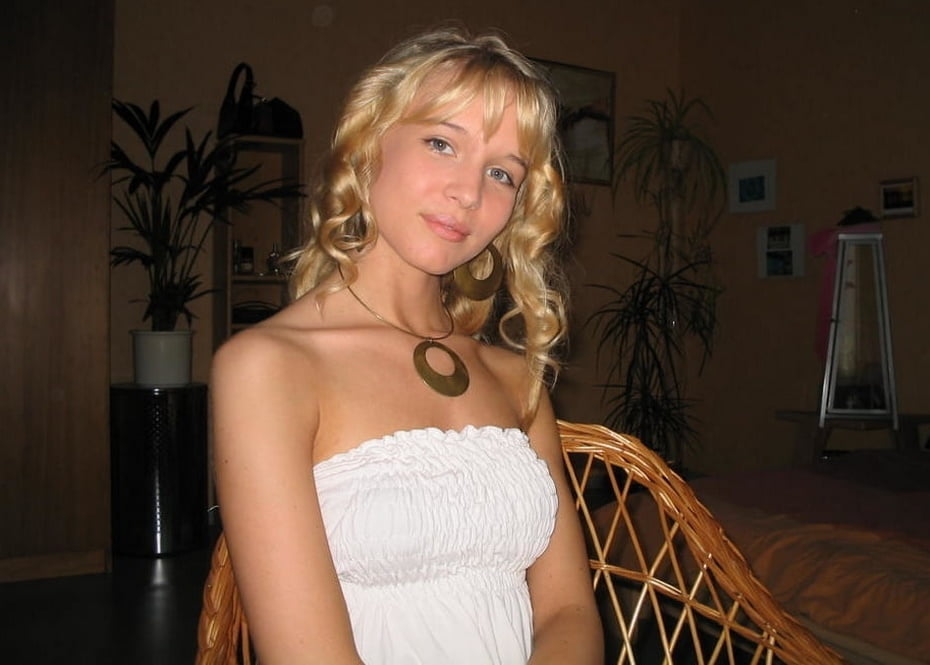 Amateur magnifique blonde
 #97801452