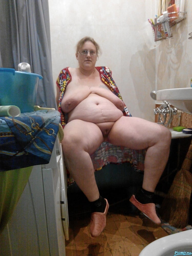 熟女とおばさん 0385
 #87831792