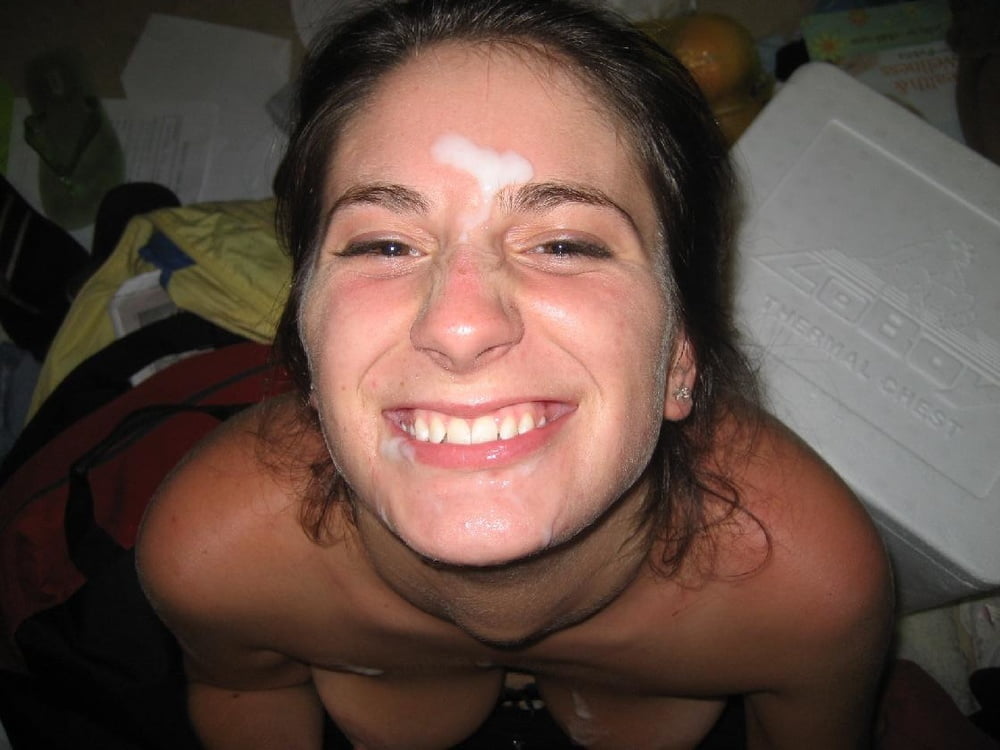 Jenny aime le sperme sur son visage et ses seins
 #105913694