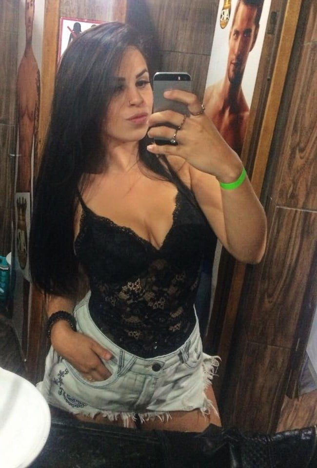 Vitorya Barcelos #88992914