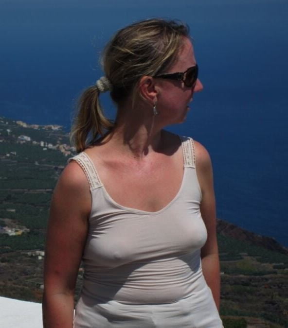 braless saggies #95884856