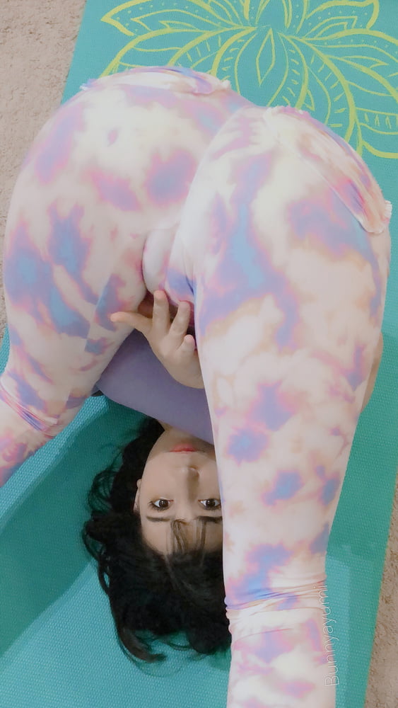 Conejito ayumi yoga
 #90258516