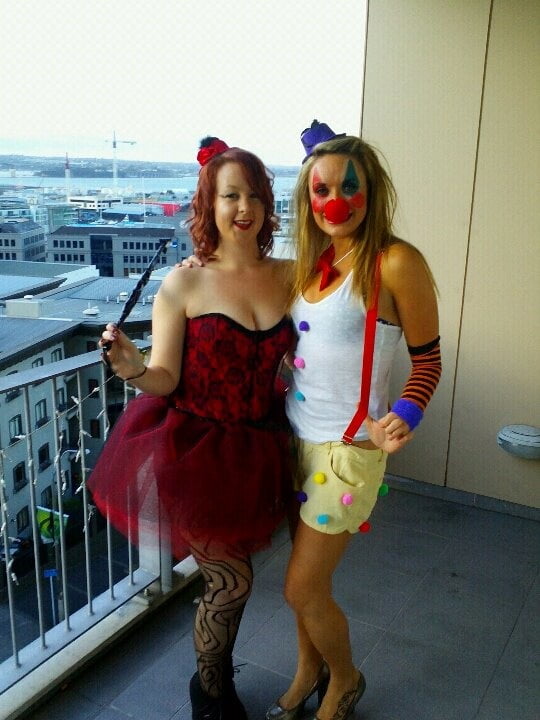 Zorras con disfraces 299
 #105593474