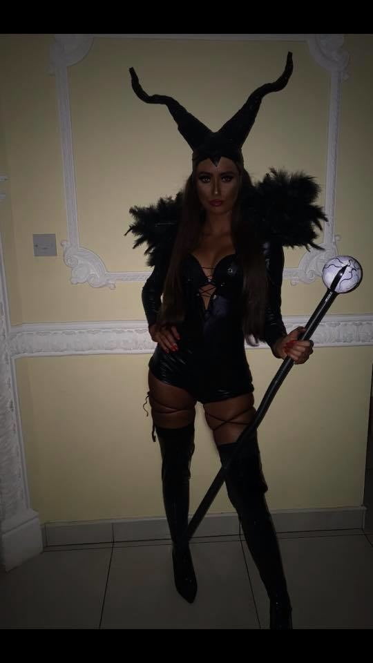 Zorras con disfraces 299
 #105593524