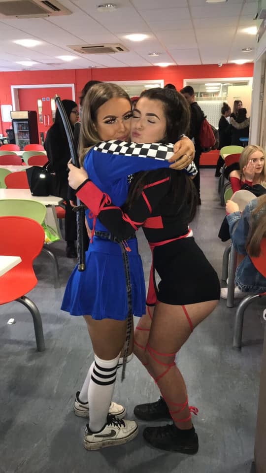 Zorras con disfraces 299
 #105593565