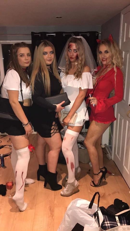 Zorras con disfraces 299
 #105593587