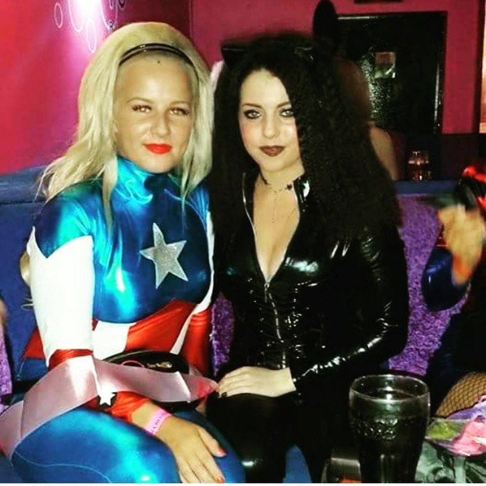 Zorras con disfraces 299
 #105593597