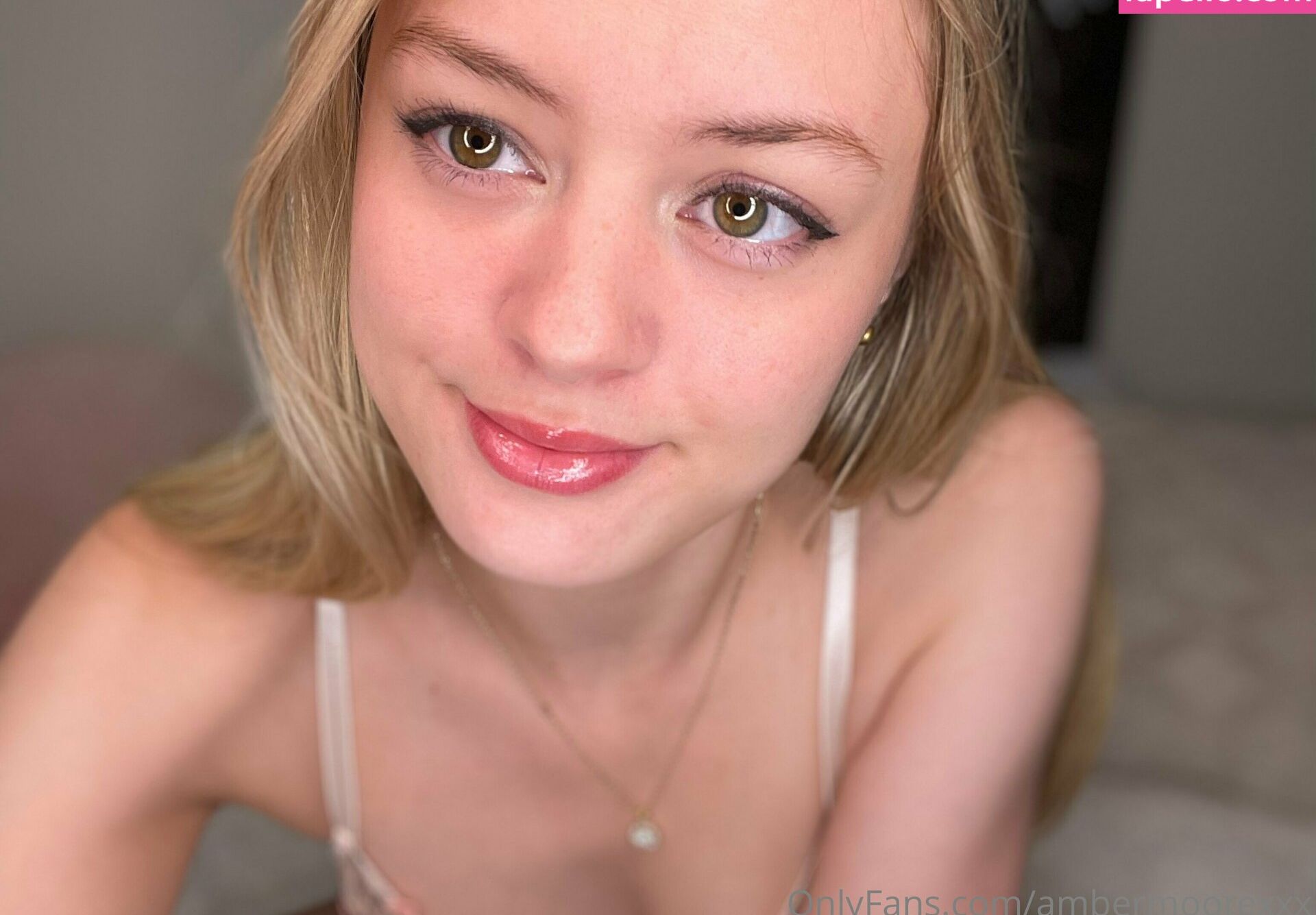 Amber Moore desnuda #108448717