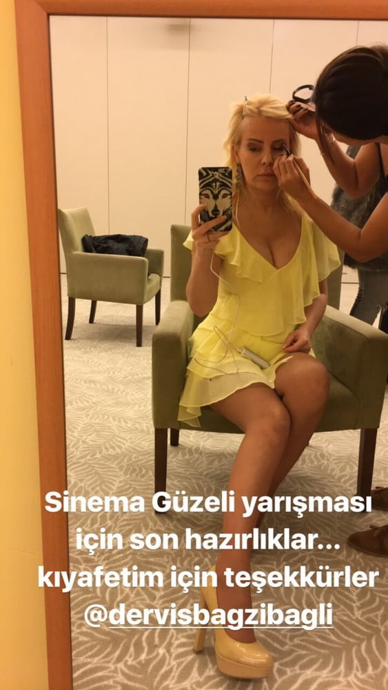 Omur gedik sexy celebrità turca milf
 #100226378
