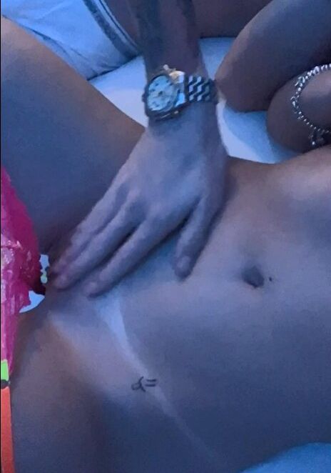 Nicks Vieira nackt #107851601