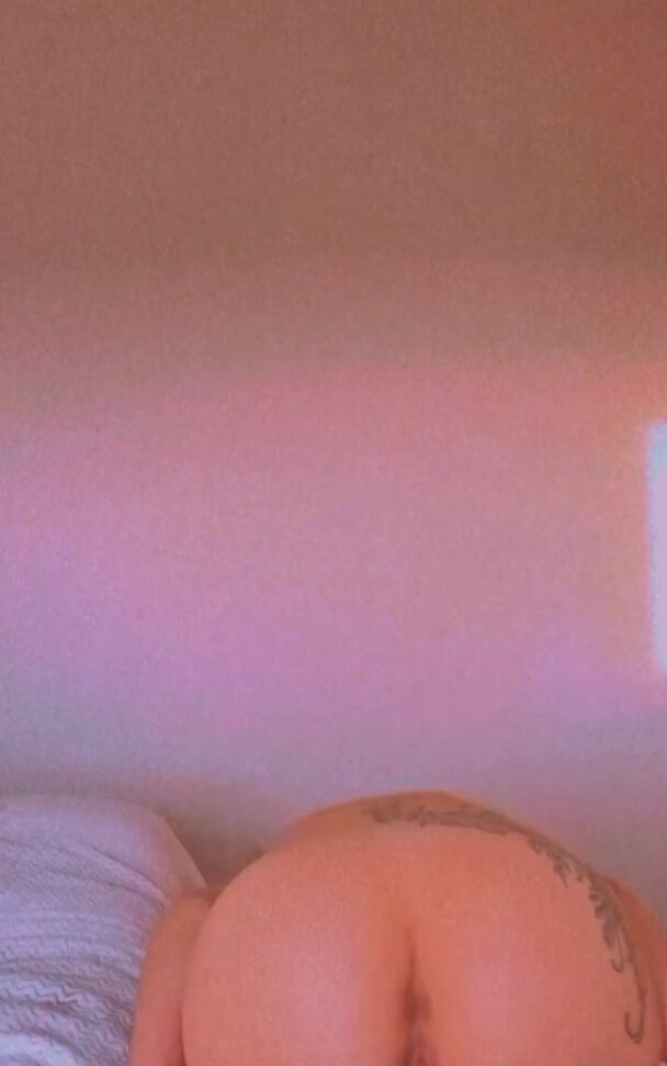 Nicks Vieira nackt #107851613