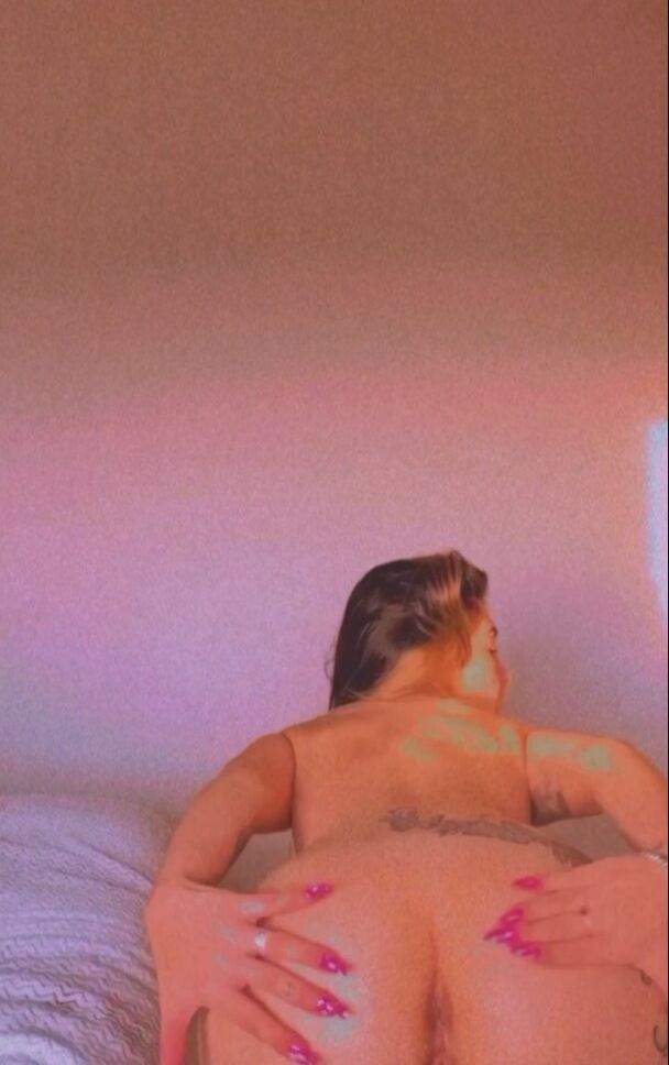 Nicks Vieira nackt #107851615