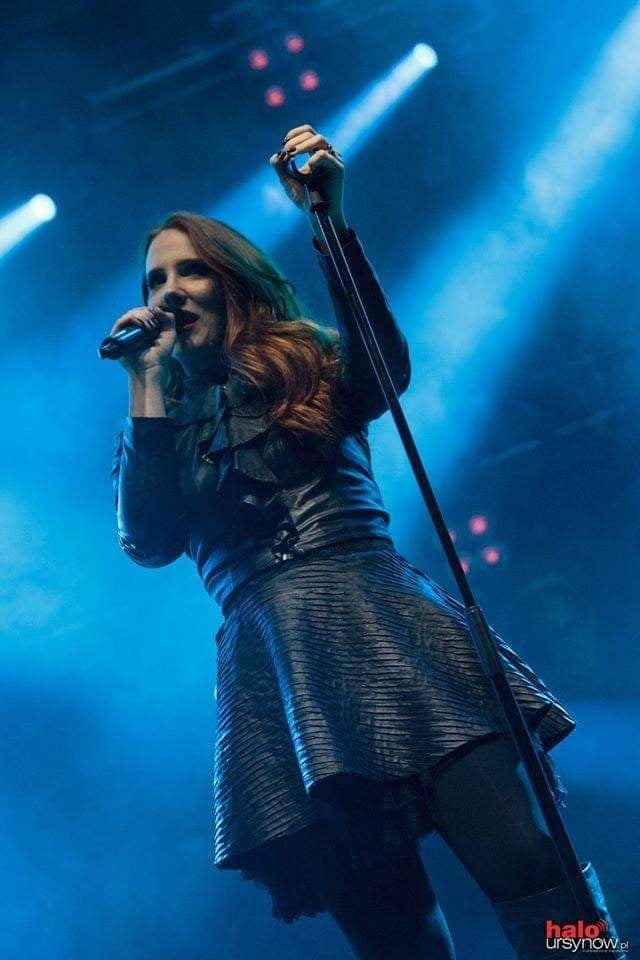 Simone Simons #94584208