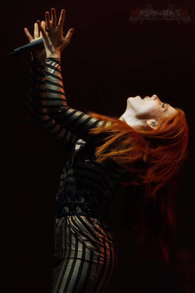 Simone Simons #94584370