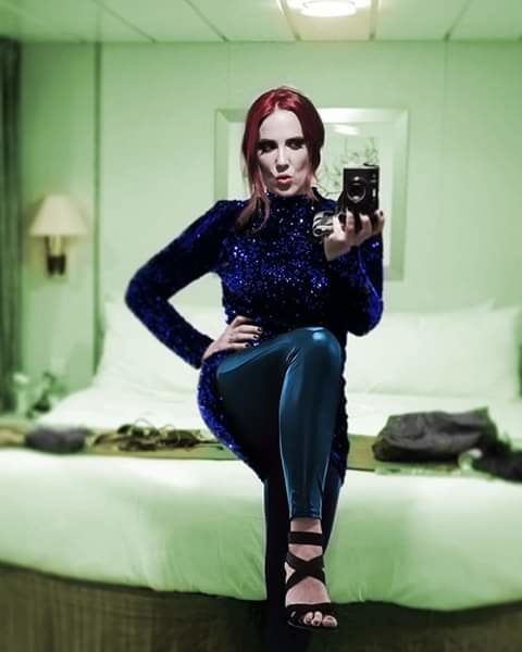 Simone simons
 #94584466