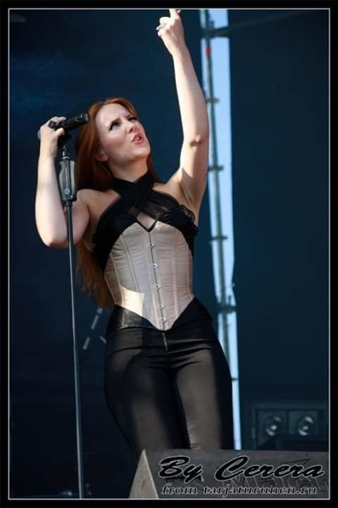 Simone Simons #94584540