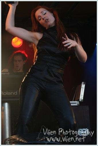 Simone simons
 #94584559