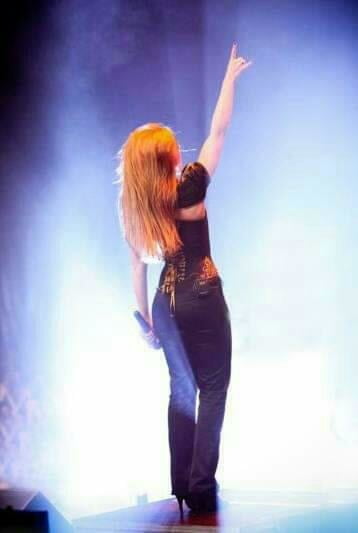 Simone Simons #94584565