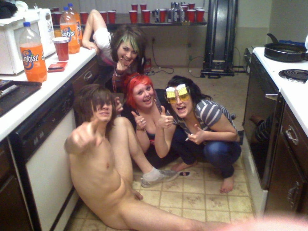 Random CFNM - 6-21-20 #92504026