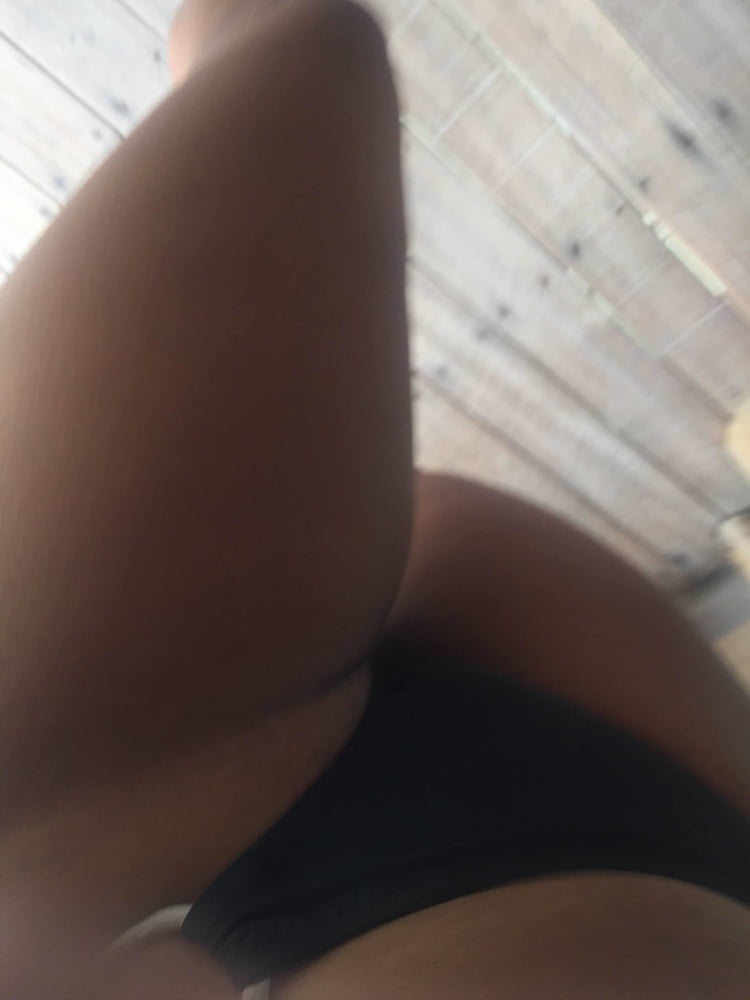 La photo de nu de la fille chaude Maldiv en lune de miel a été divulguée.
 #79893581
