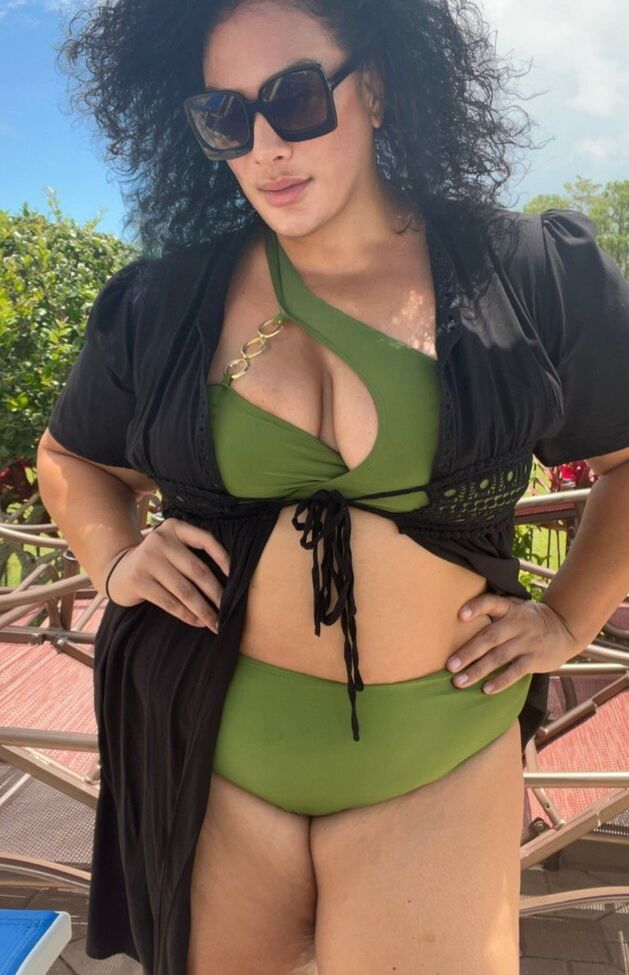 Nia Jax nackt #108738720