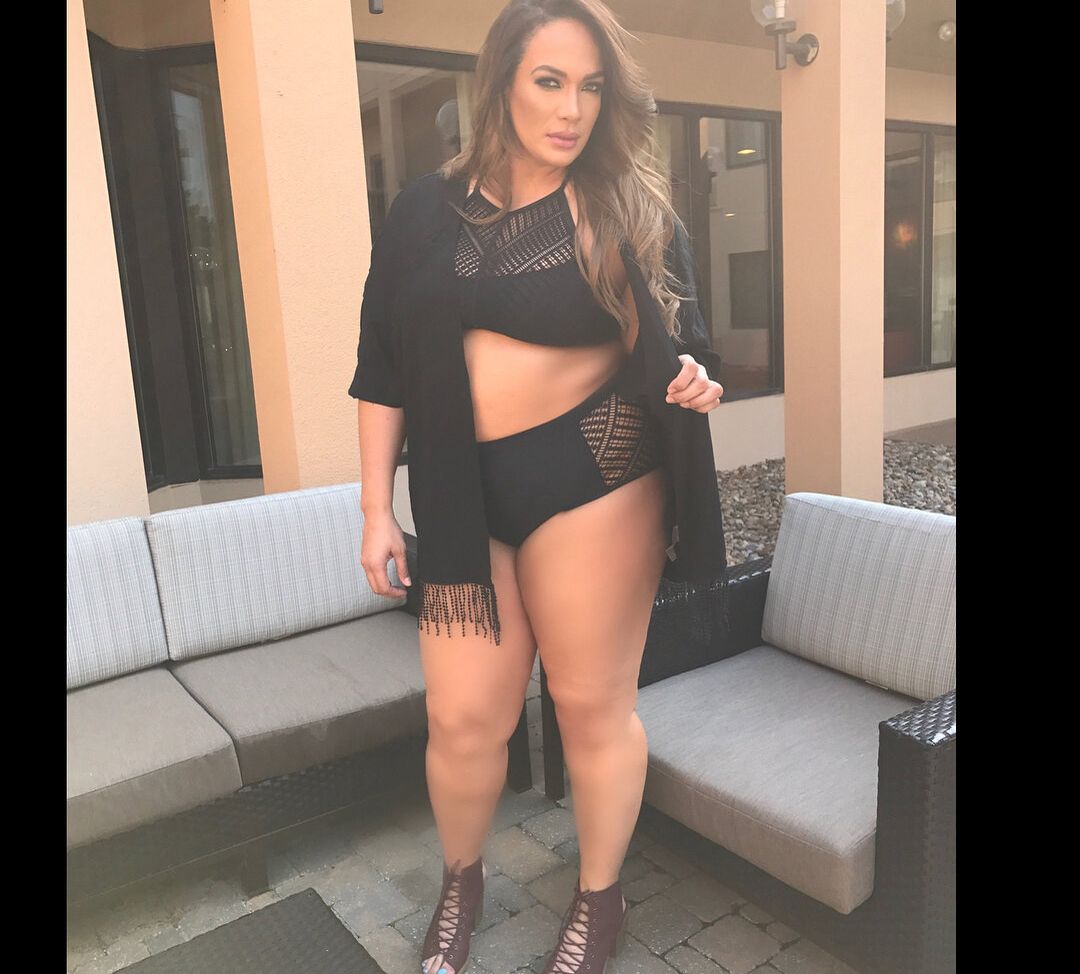 Nia Jax nackt #108738729