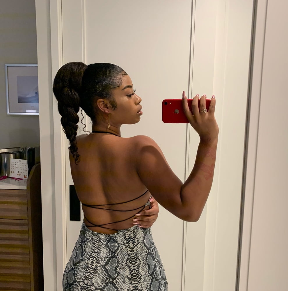 Glo #103218039