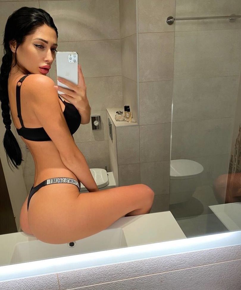 Mari Sweet desnuda #108159146