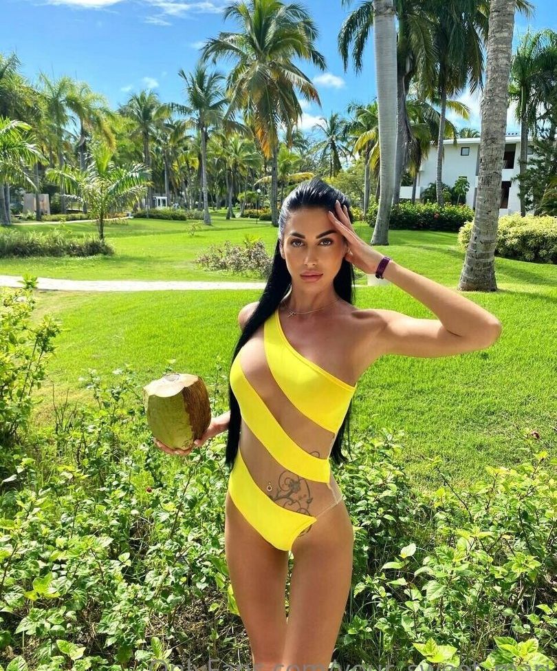 Mari Sweet desnuda #108159165