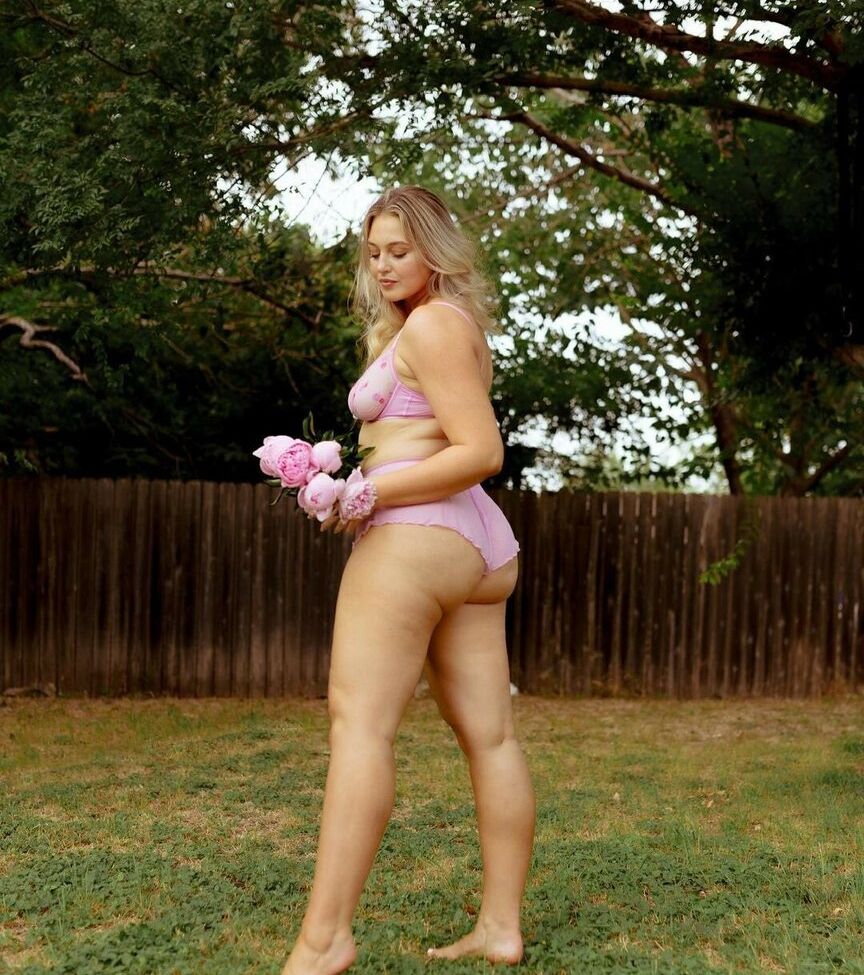 Iskra Lawrence Nude Porn Pictures Xxx Photos Sex Images 4068996 Pictoa 5879