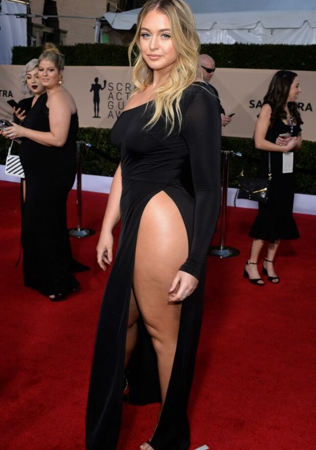 Iskra Lawrence desnuda #108685724