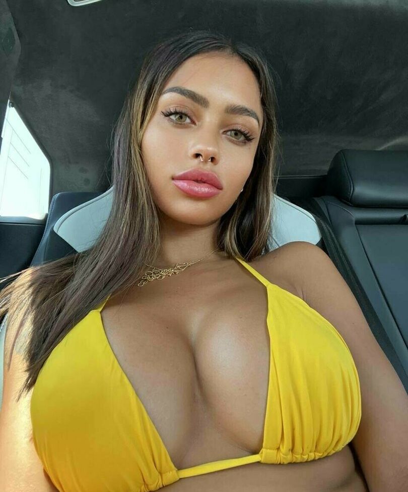 Christina Bertevello nackt #109371025