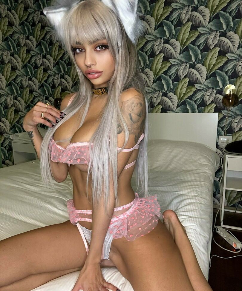 Christina Bertevello nackt #109371032