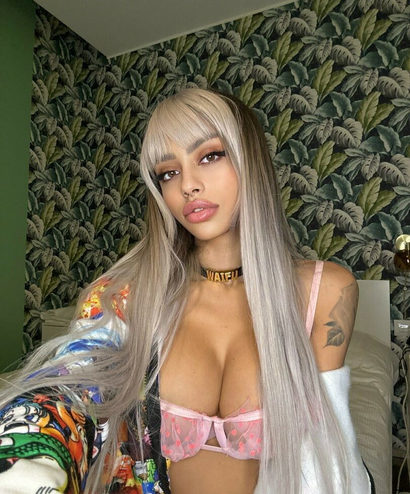Christina Bertevello nackt #109371034