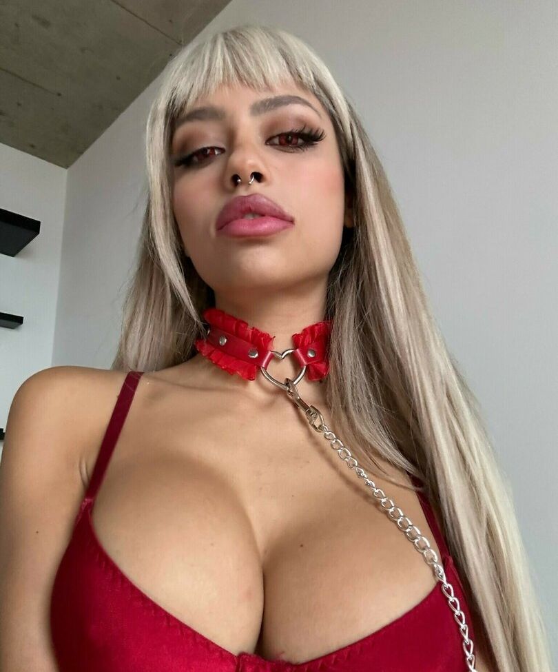 Christina Bertevello nackt #109371036