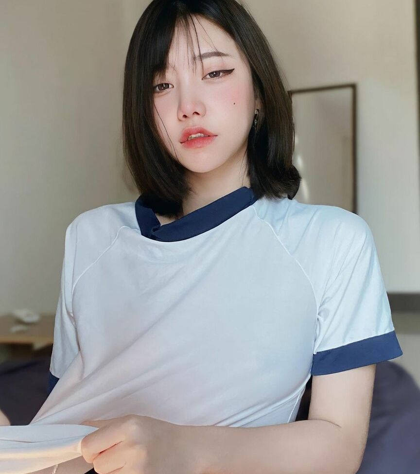Nahaneulll nackt #109509644
