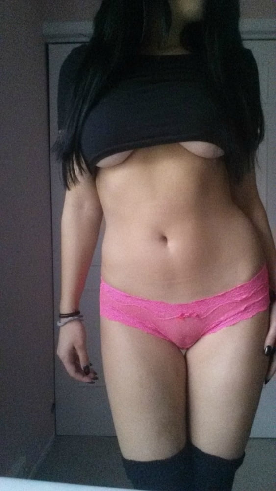 Underboob Selection #94246667