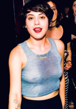 Rosa salazar!
 #89878931