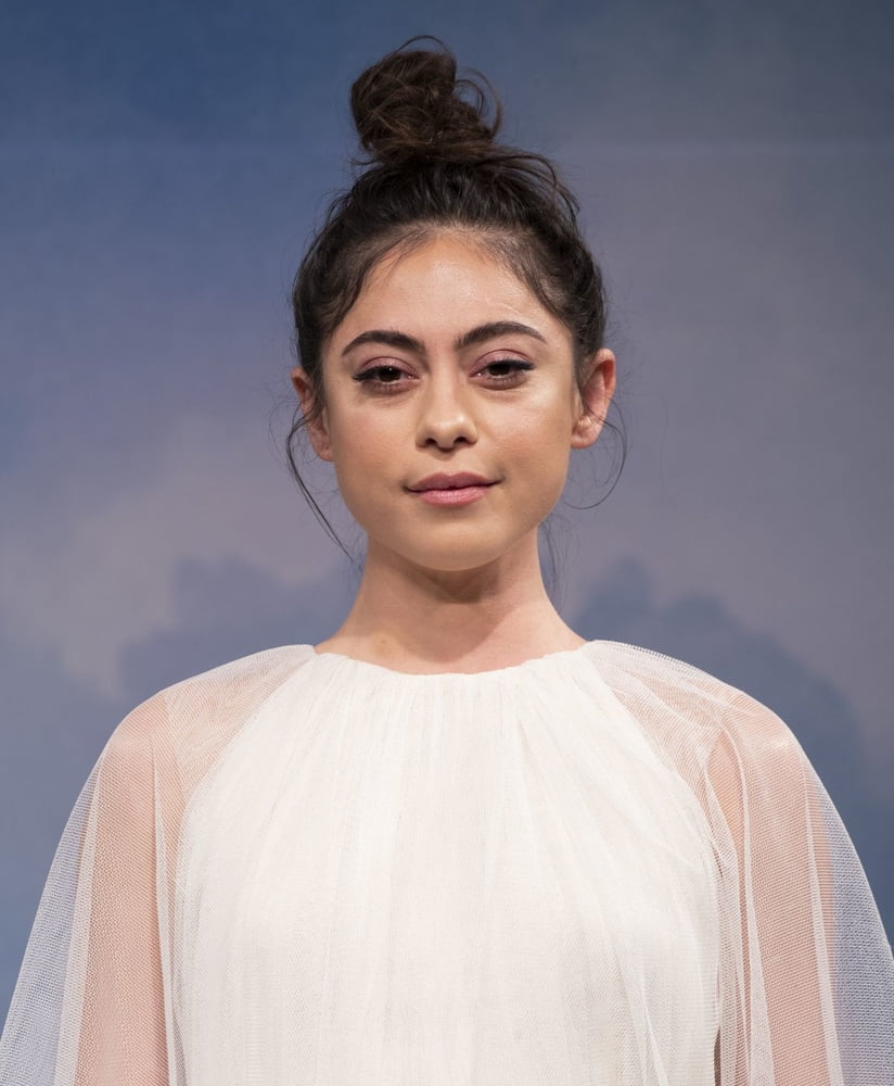 Rosa salazar!
 #89878987