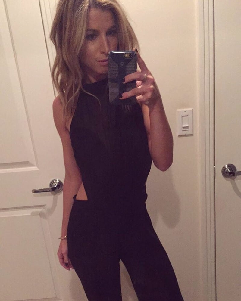Hannah Cranston is just a cumdump #94763104