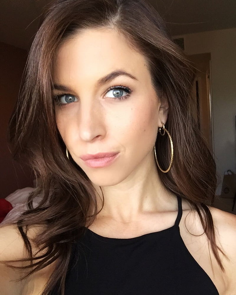 Hannah Cranston is just a cumdump #94763238
