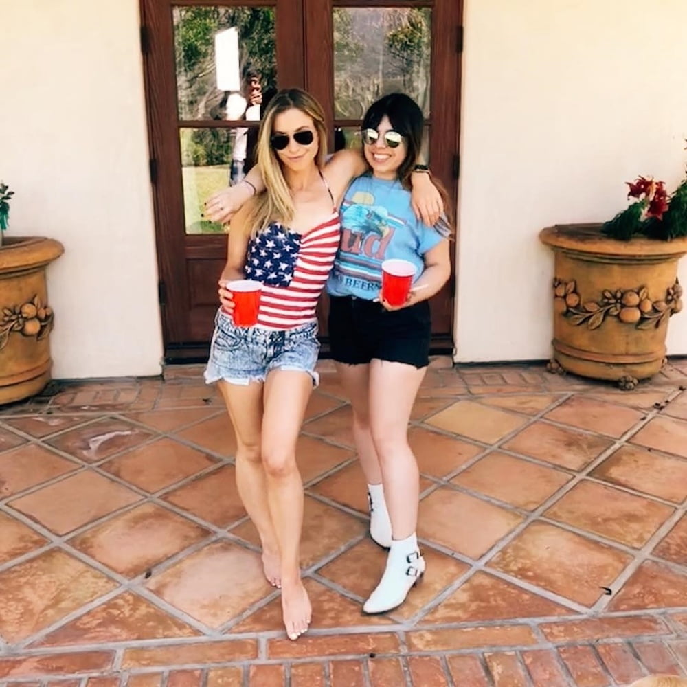 Hannah cranston ist nur ein cumdump
 #94763594