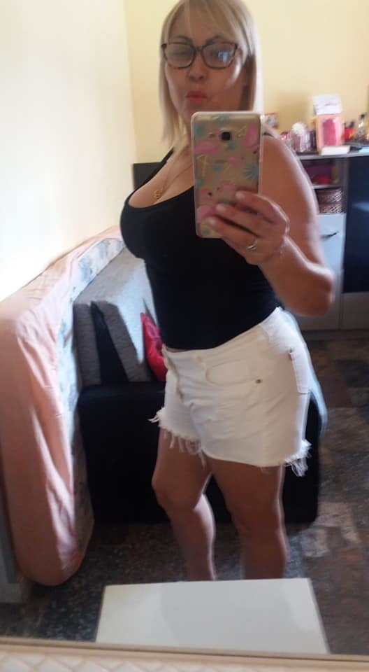 Coroa elizete
 #95755561
