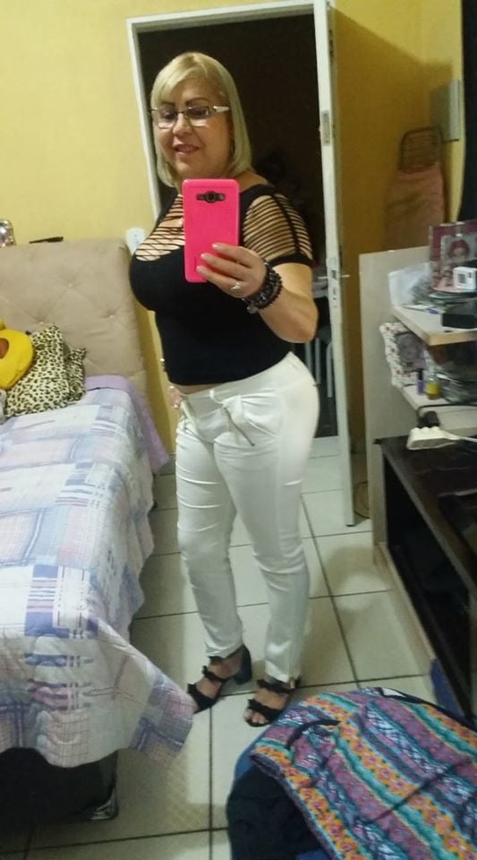 Coroa elizete
 #95755585