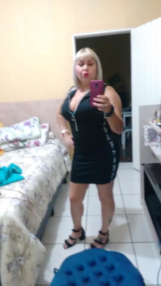 Coroa elizete
 #95755588