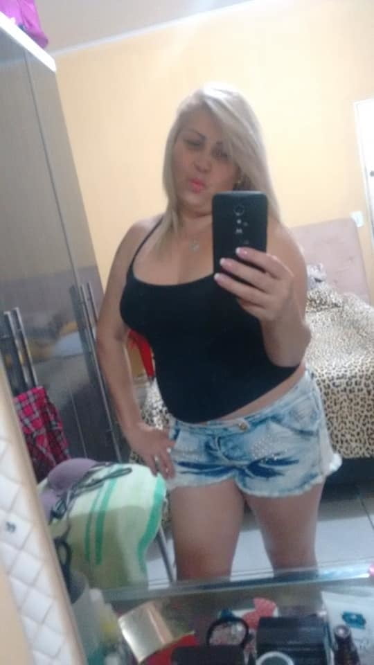 Coroa elizete
 #95755594